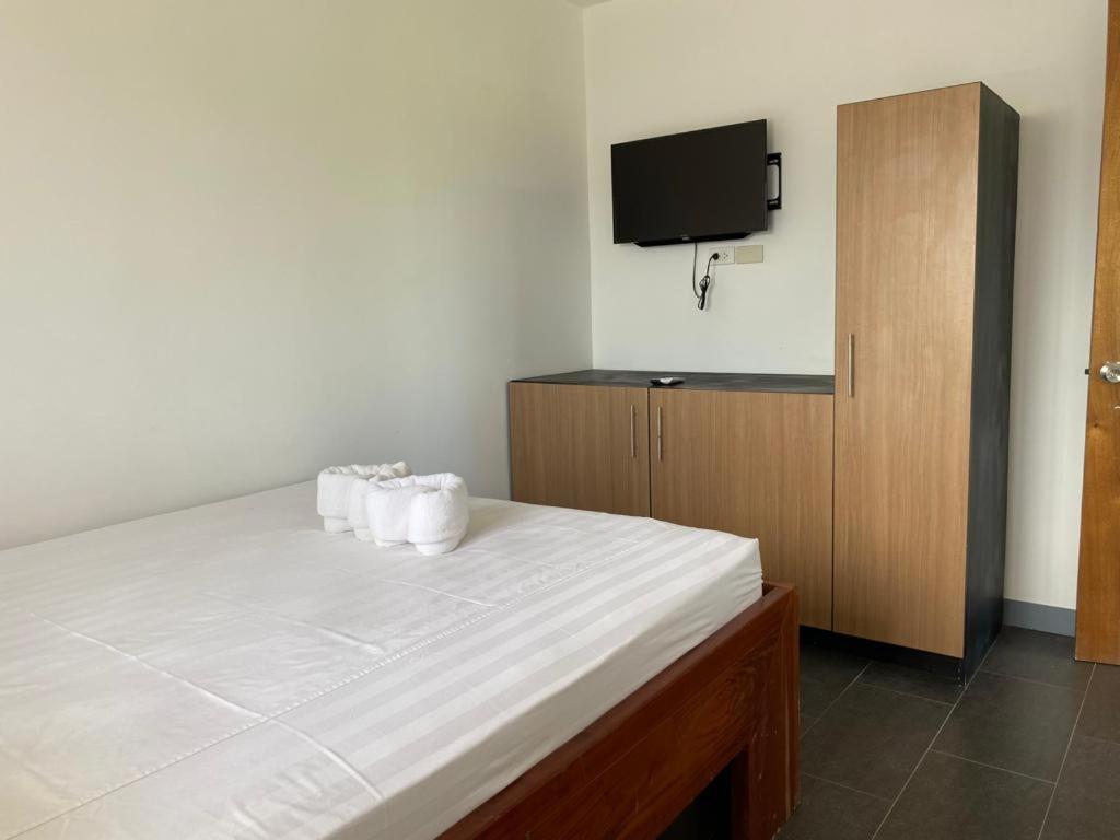 Malipaj Apartments Panglao-stad Buitenkant foto